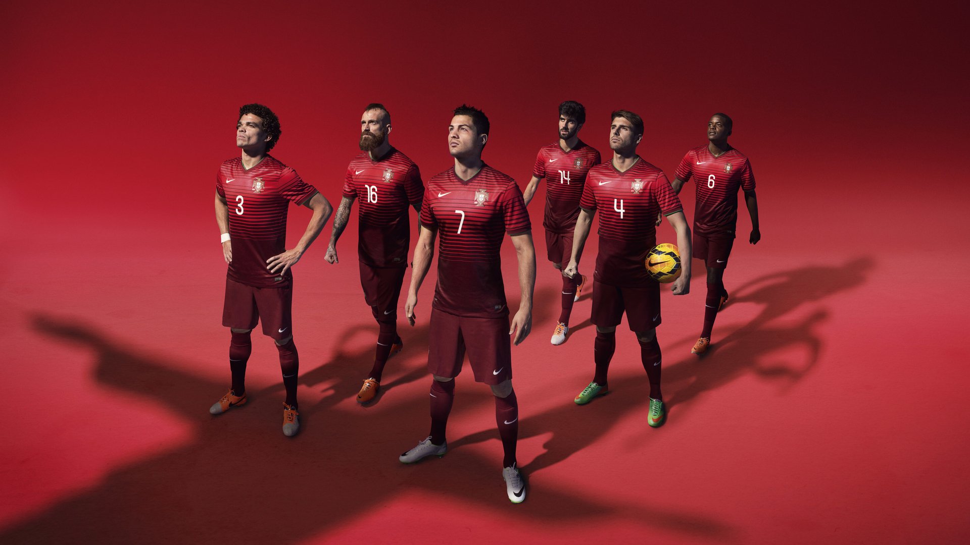 中场魔术师降临！巴雷拉一役封神，葡萄牙力克奥地利他当居首功